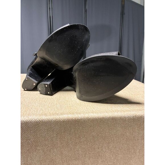 BCBGENERATION Genuine Leather Rocco Peep Toe Ankle Booties Heels Zip Black - Picture 1 of 4